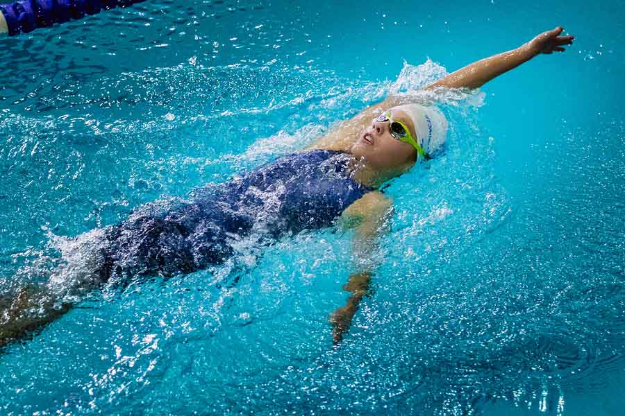 why is swimming a cardiovascular exercise