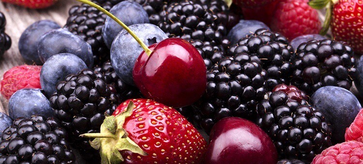 berries are on the list of 10 best superfoods